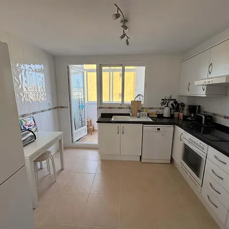 Beachnear Modern With Community Pool Appartement